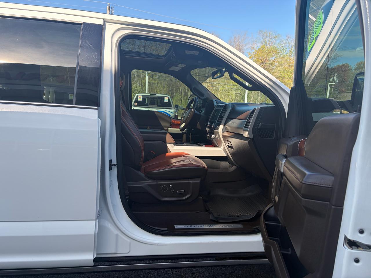 Ford Super Duty F-350 SRW  2021