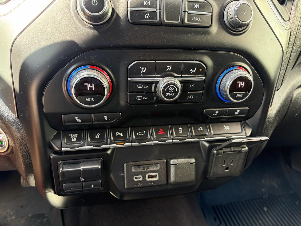 Chevrolet Silverado 2500HD  2021