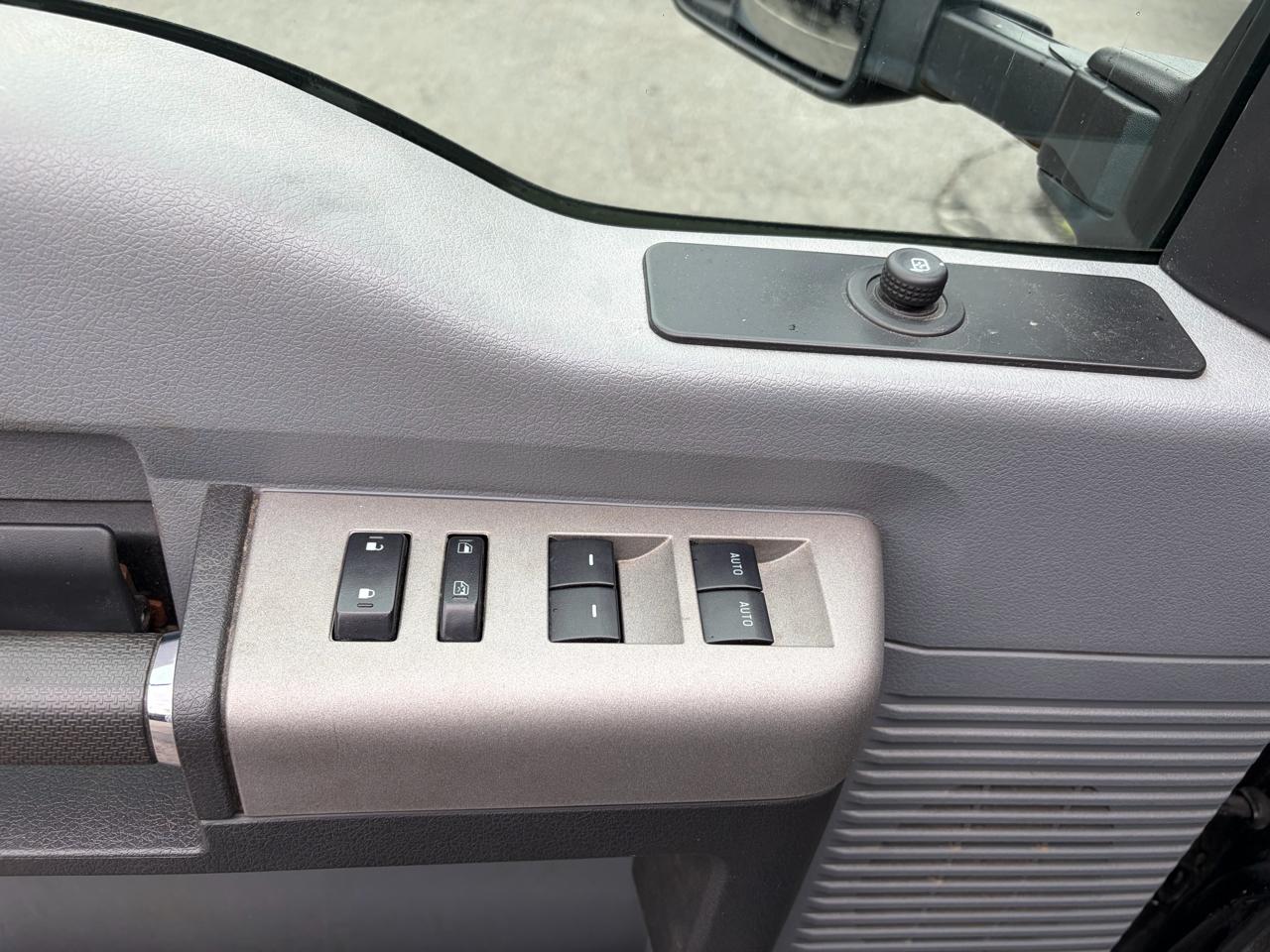 Ford Super Duty F-350 SRW  2016