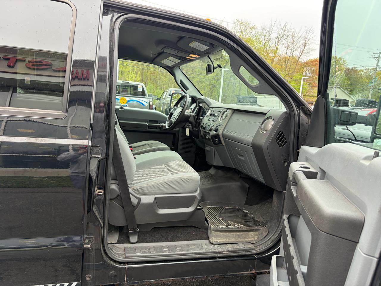 Ford Super Duty F-350 SRW  2016
