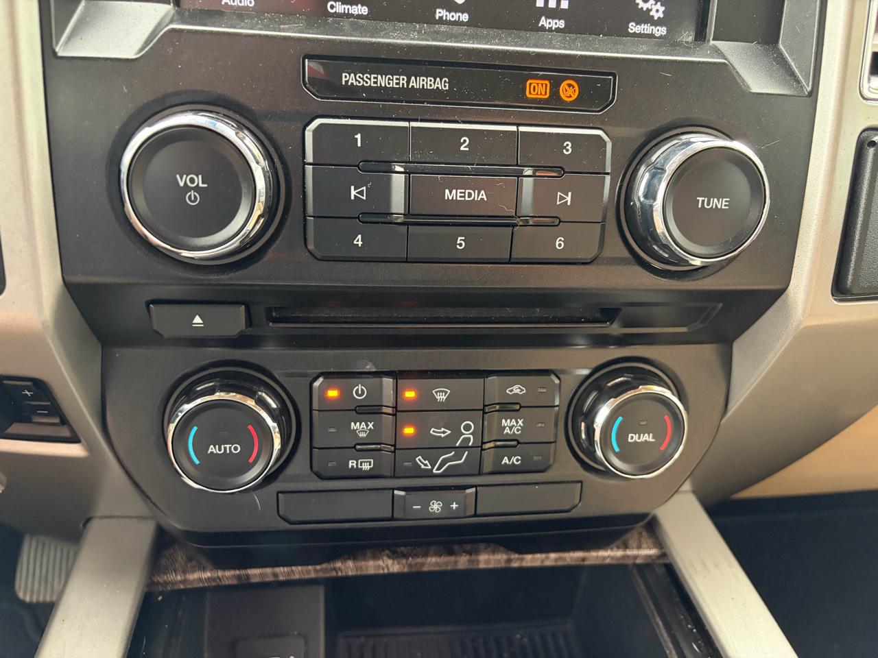 Ford Super Duty F-250 SRW  2017