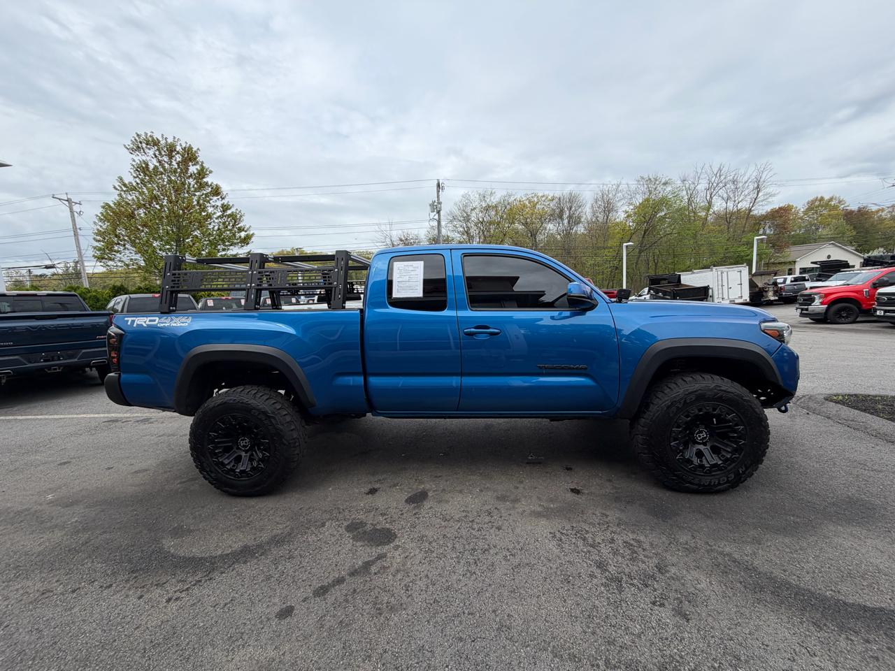 Toyota Tacoma  2017