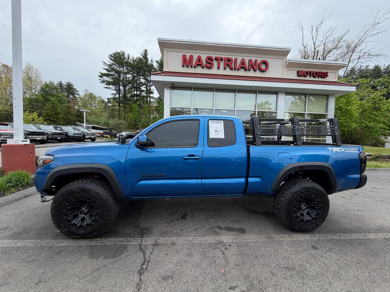 Toyota Tacoma  2017