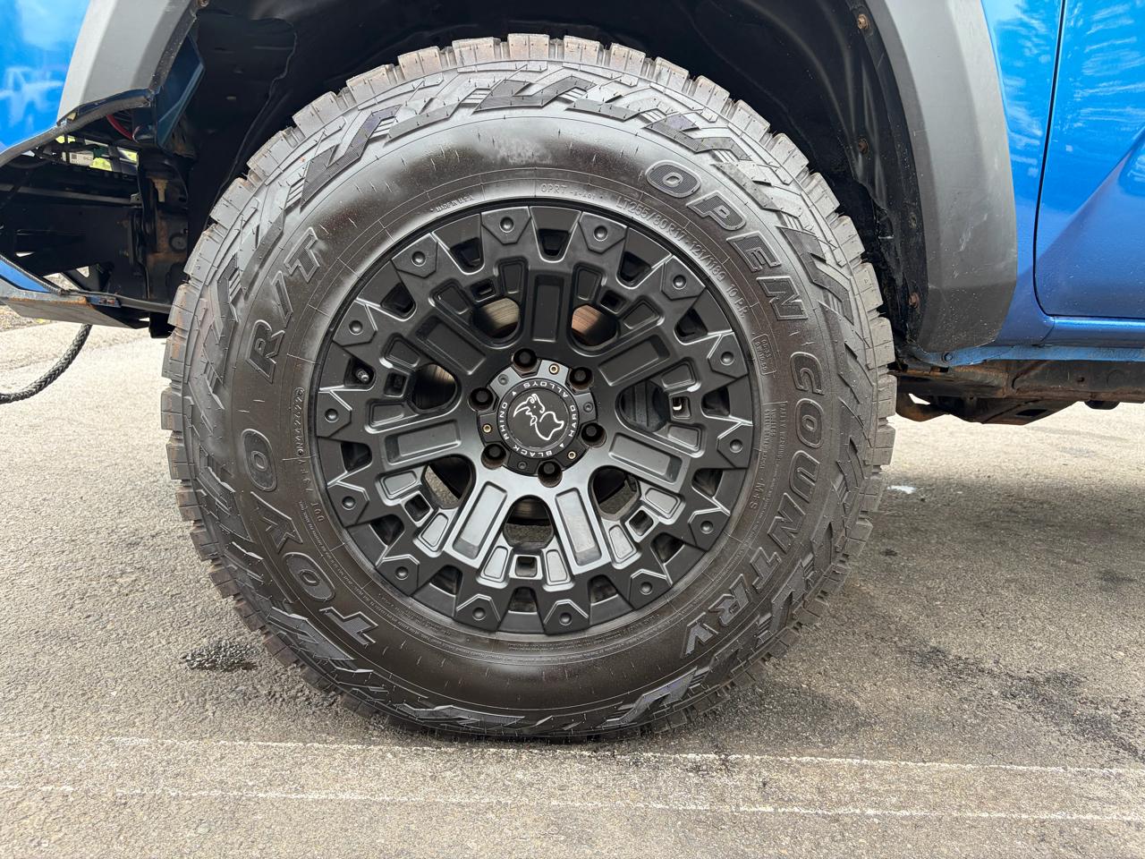 Toyota Tacoma  2017