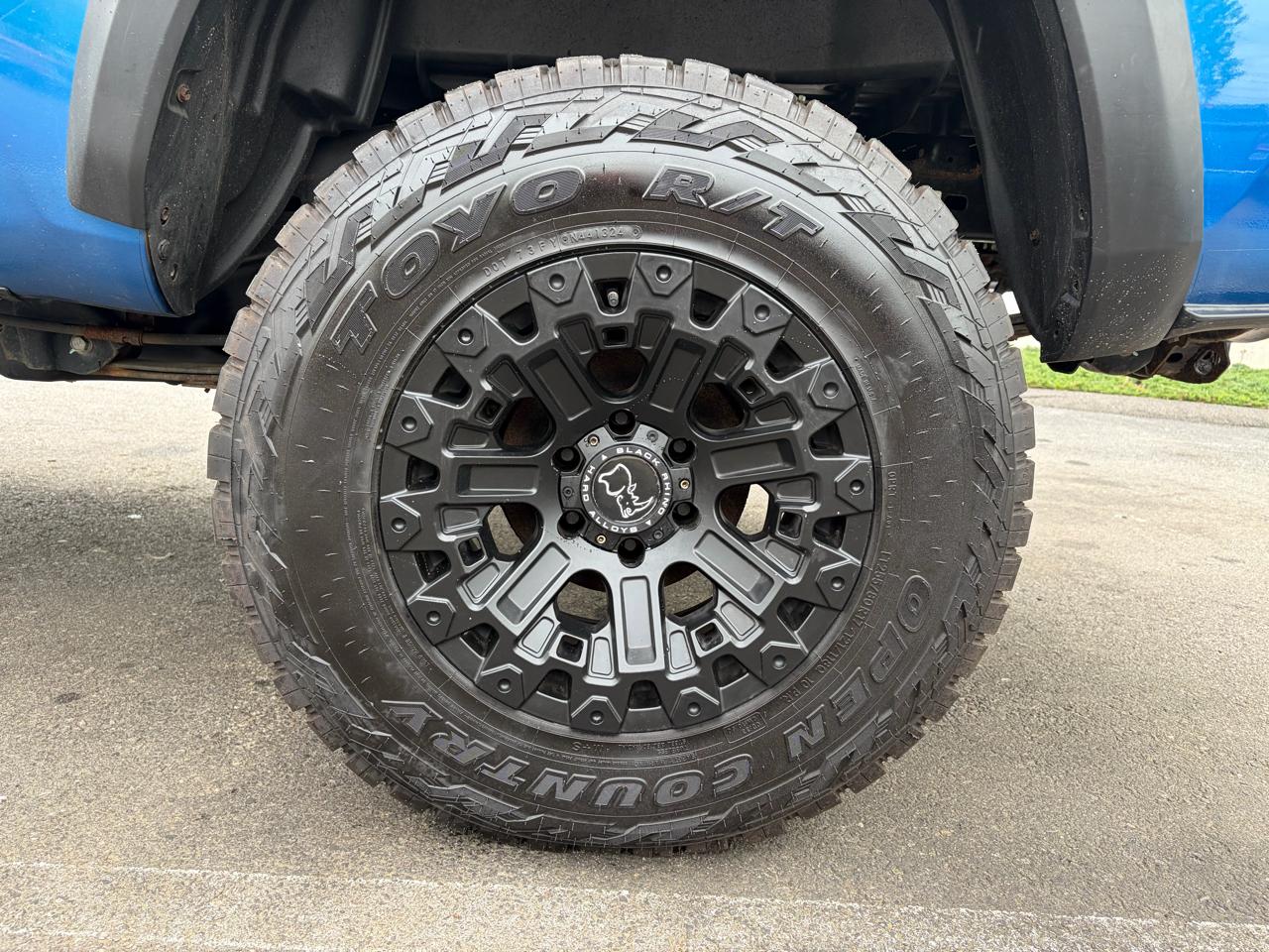 Toyota Tacoma  2017