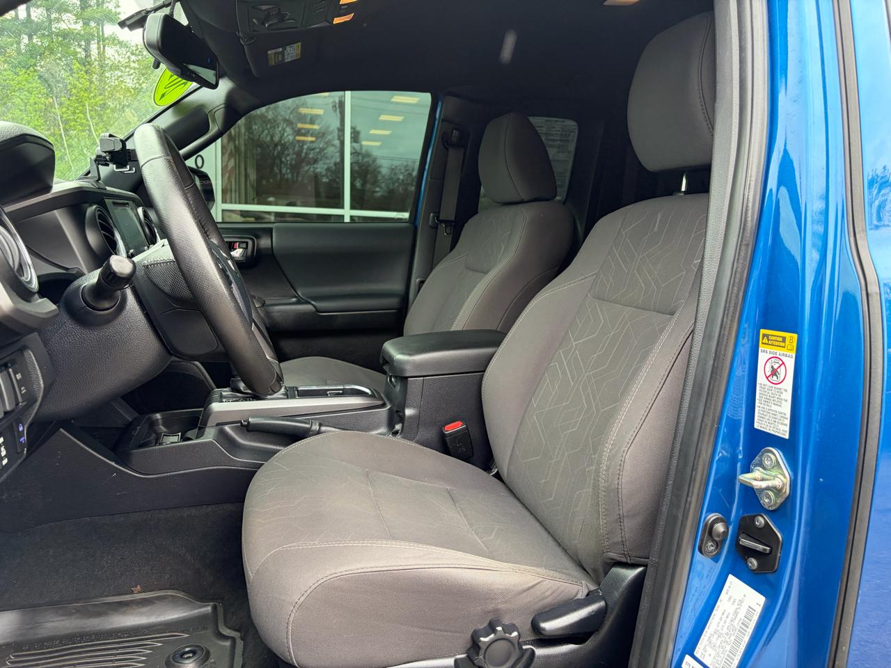 Toyota Tacoma  2017