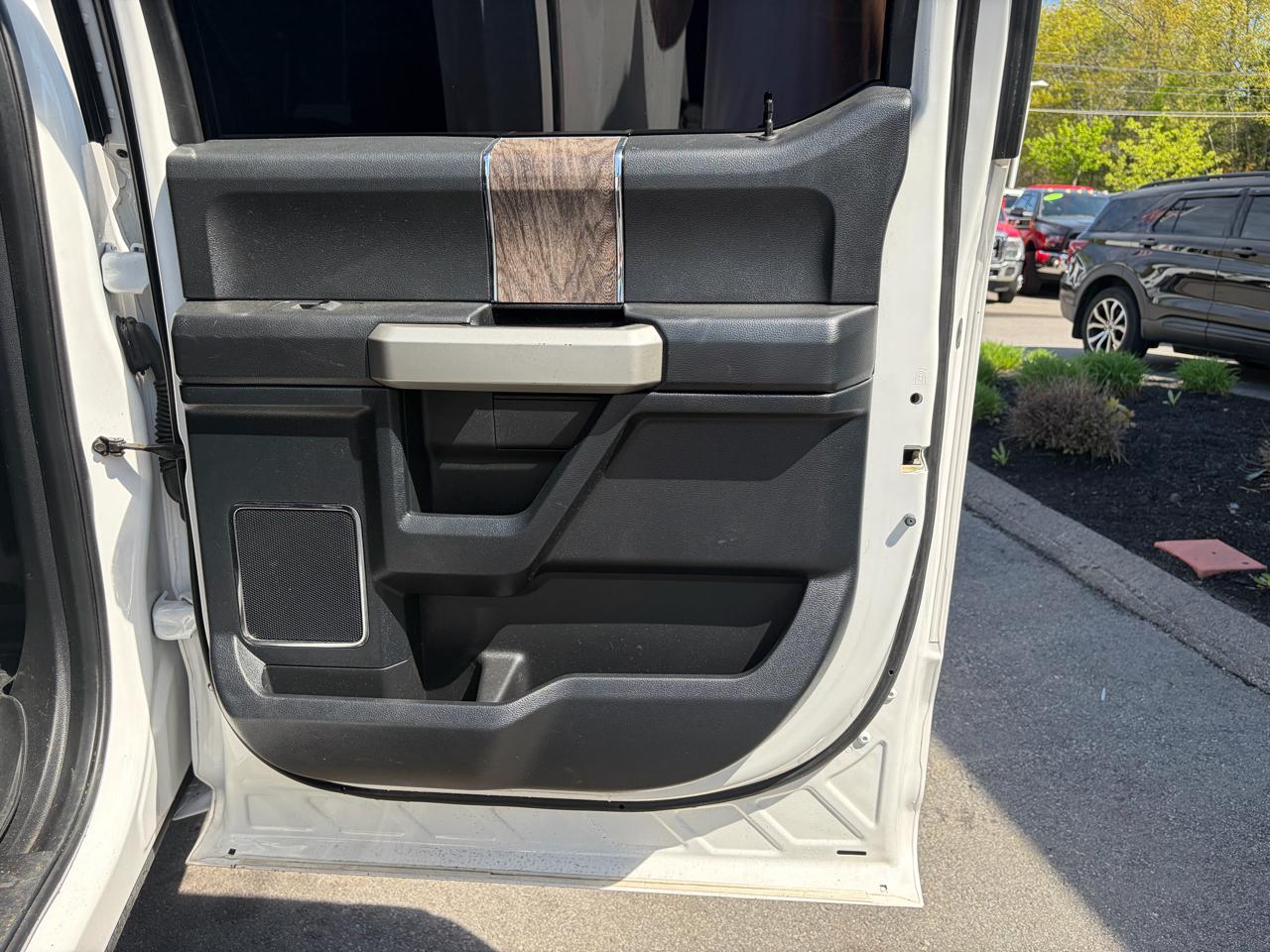 Ford Super Duty F-250 SRW  2017