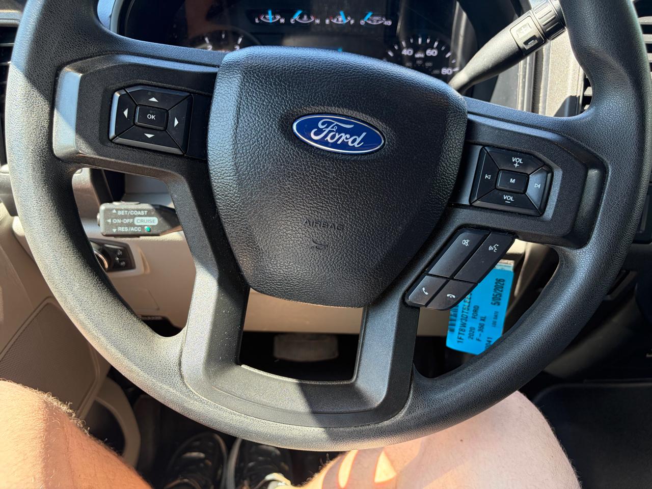 Ford Super Duty F-350 DRW  2020