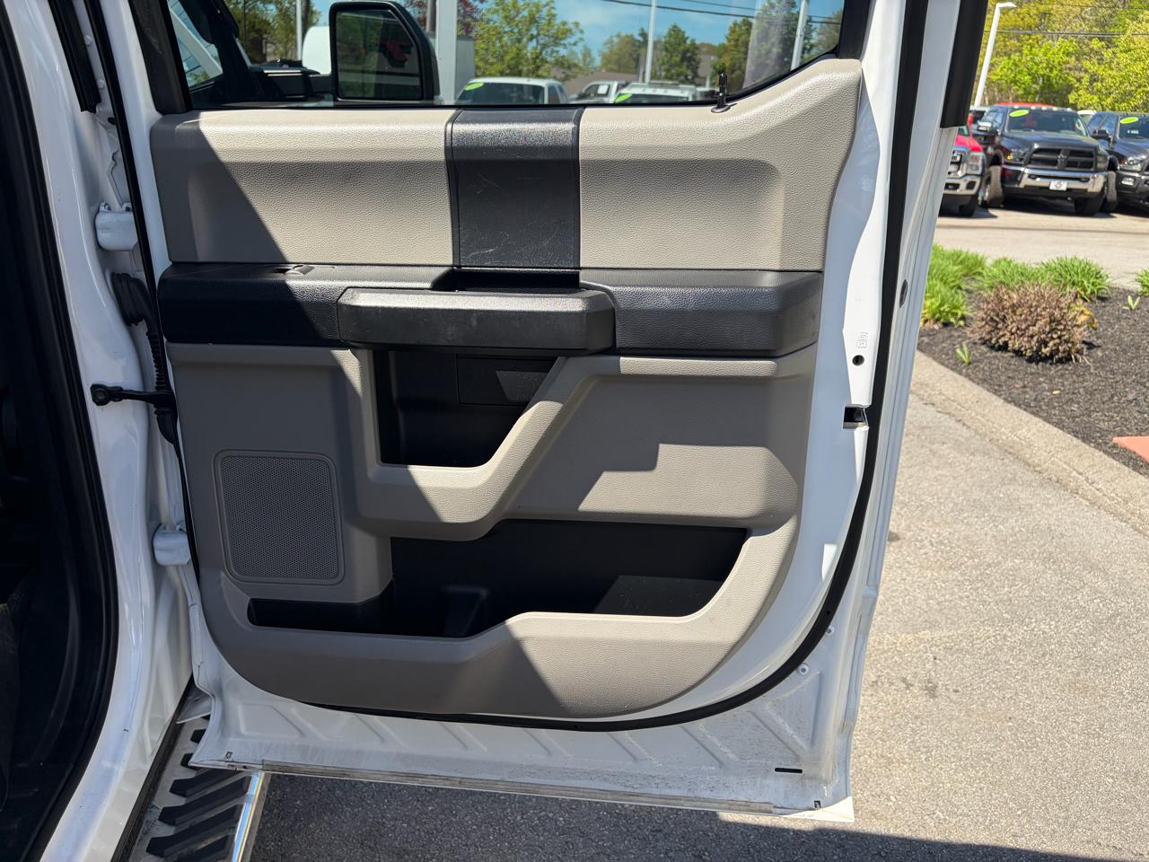 Ford Super Duty F-350 DRW  2020