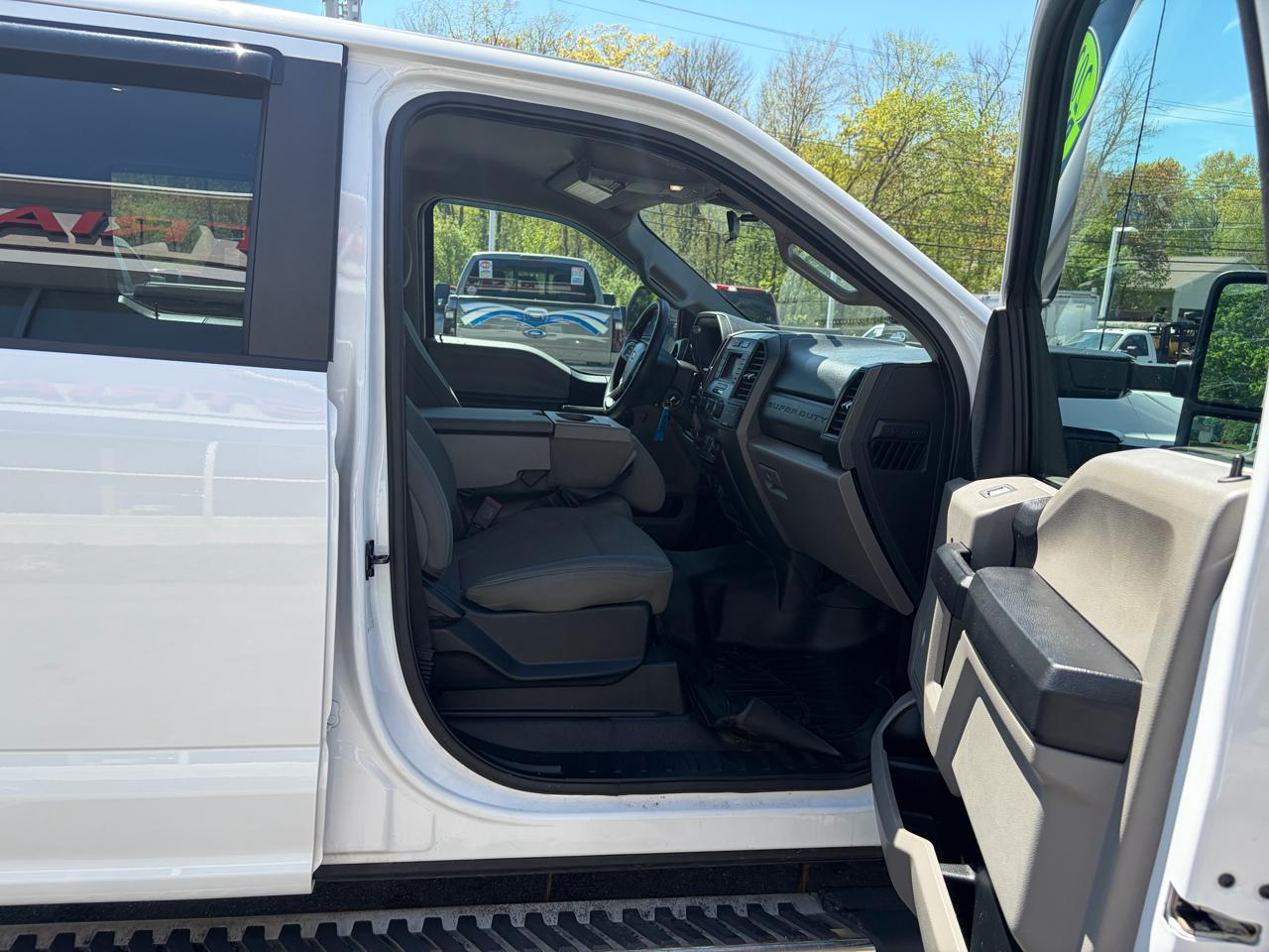 Ford Super Duty F-350 DRW  2020
