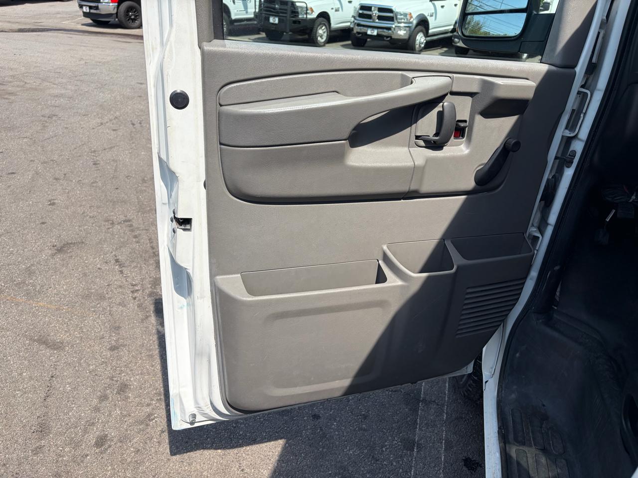 GMC Savana Cargo Van  2012