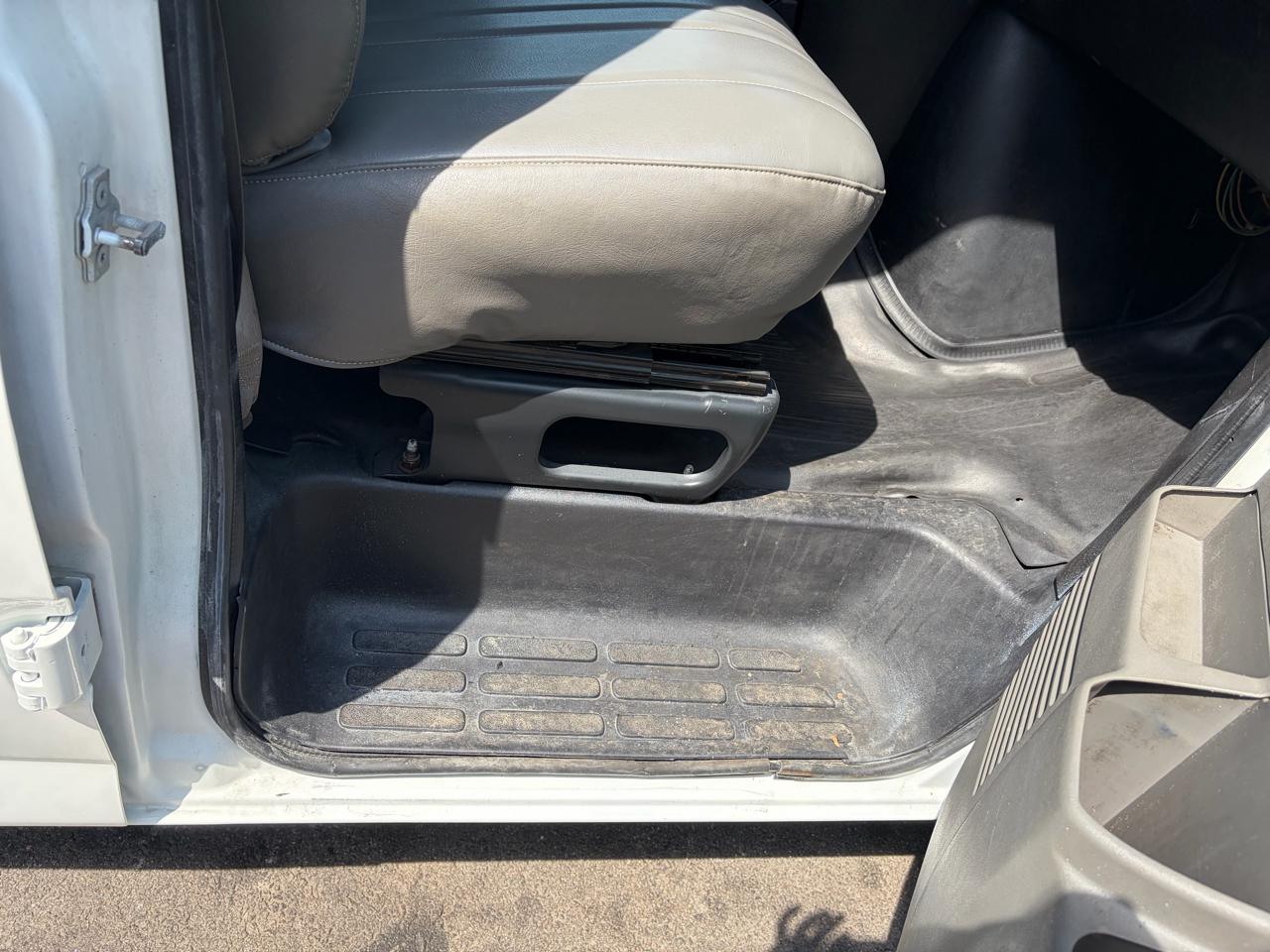 GMC Savana Cargo Van  2012