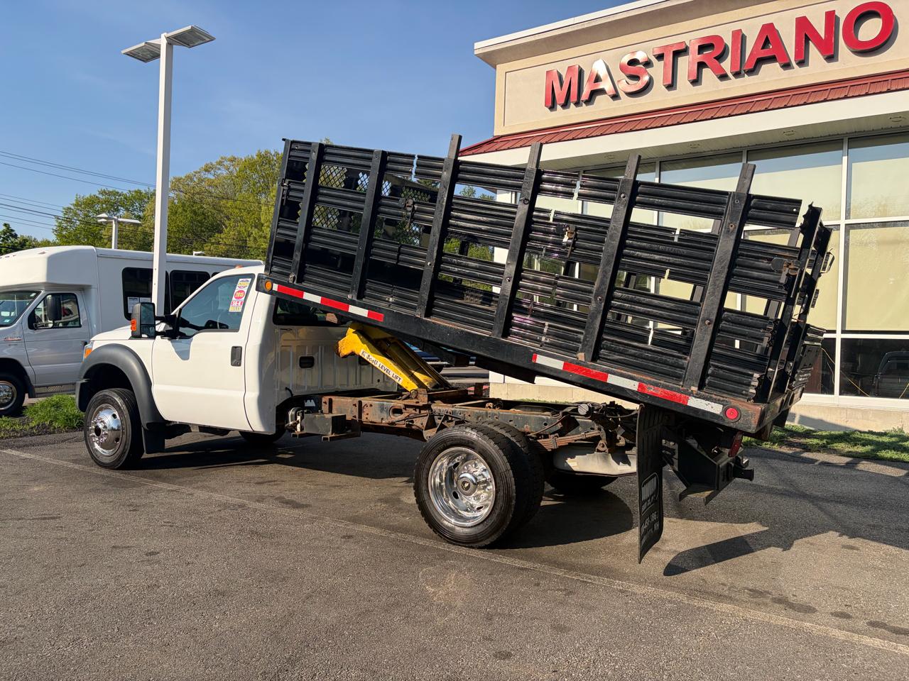Ford Super Duty F-550 DRW  2015
