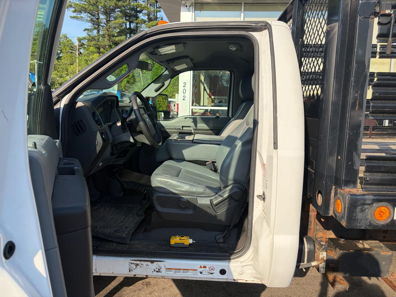 Ford Super Duty F-550 DRW  2015
