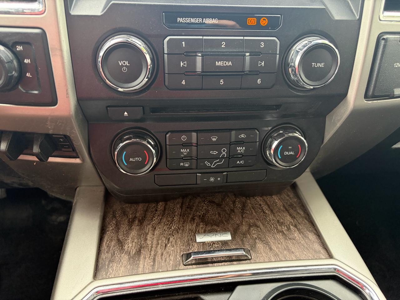 Ford Super Duty F-250 SRW  2017