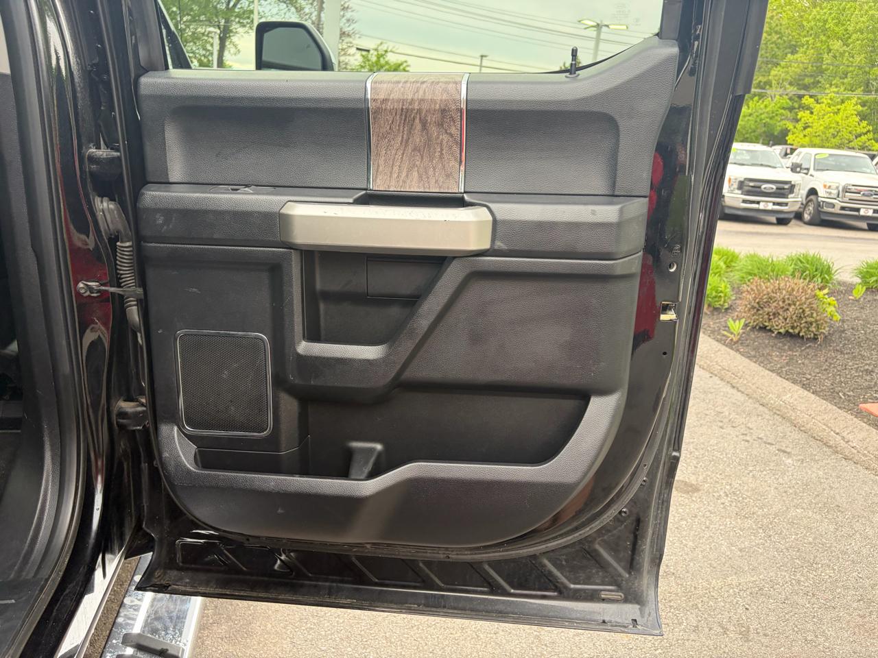 Ford Super Duty F-250 SRW  2017