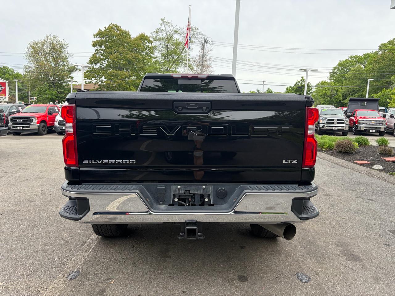 Chevrolet Silverado 2500HD  2021