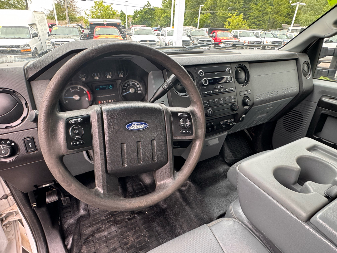Ford Super Duty F-550 DRW  2016