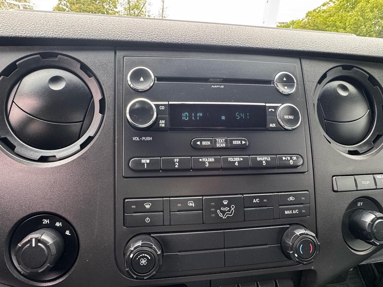Ford Super Duty F-550 DRW  2016