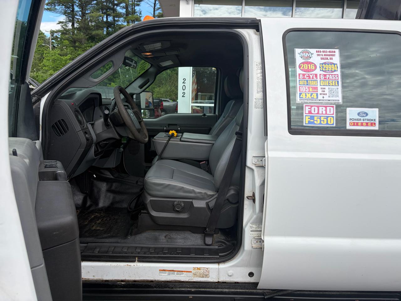 Ford Super Duty F-550 DRW  2016