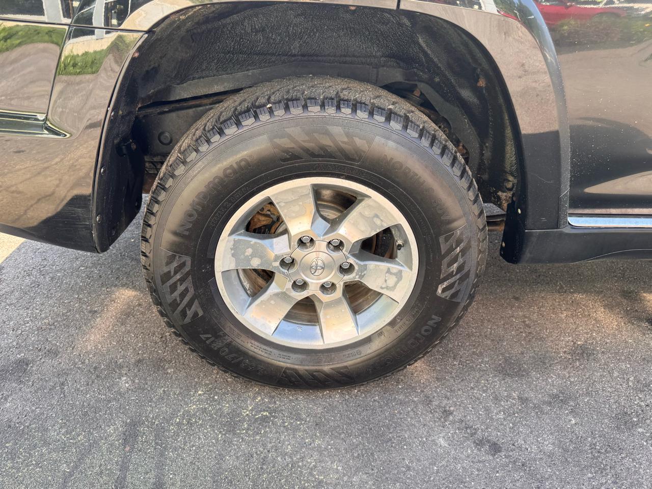 Toyota 4Runner  2012
