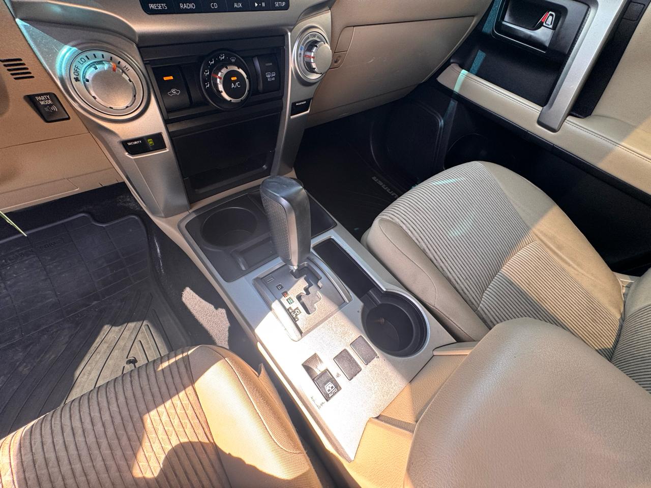 Toyota 4Runner  2012