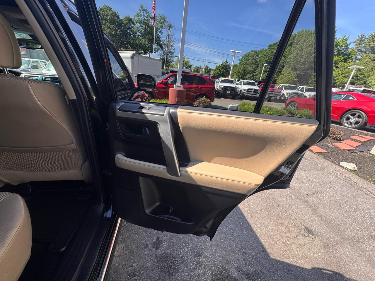 Toyota 4Runner  2012