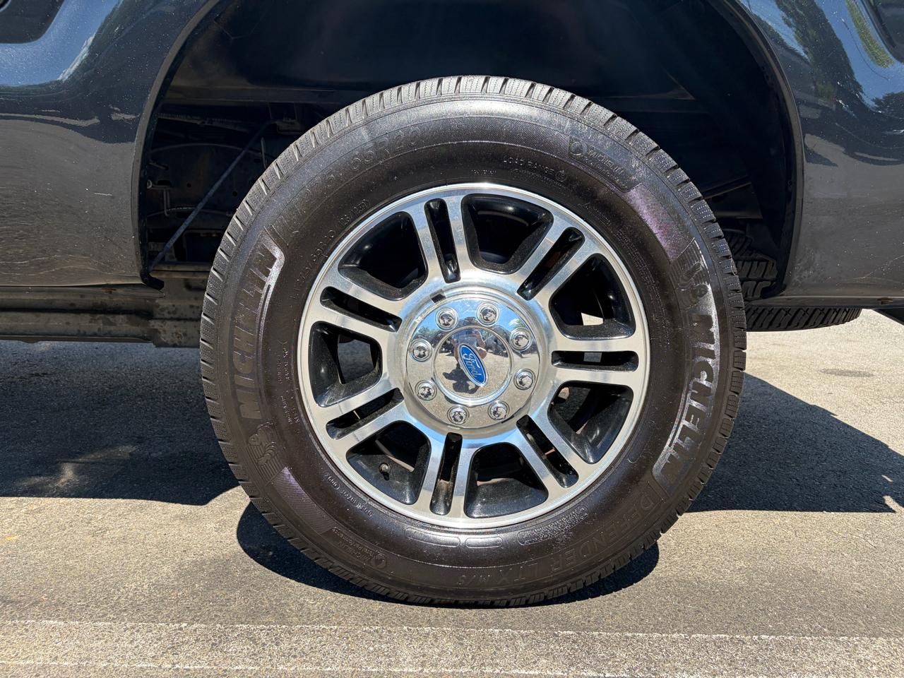 Ford Super Duty F-250 SRW  2012
