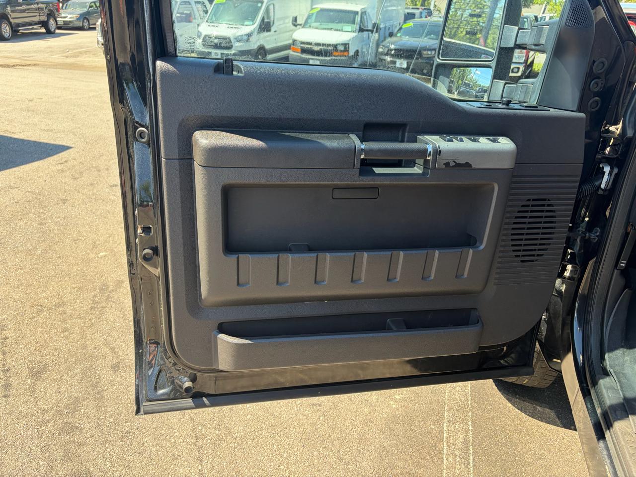 Ford Super Duty F-250 SRW  2012