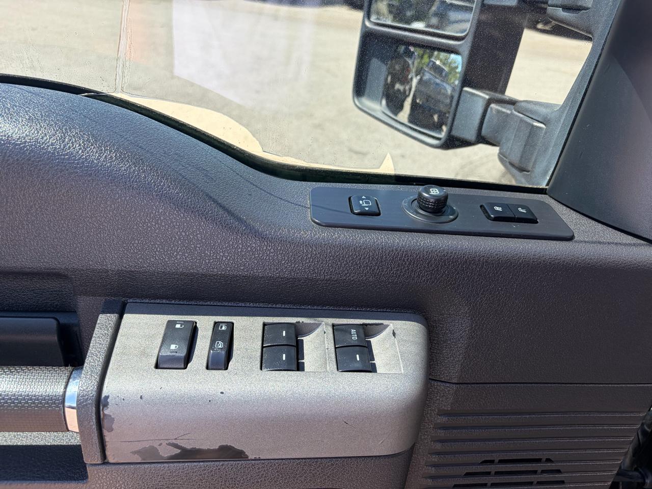 Ford Super Duty F-250 SRW  2012