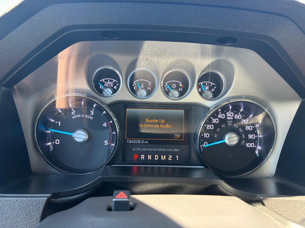 Ford Super Duty F-250 SRW  2012