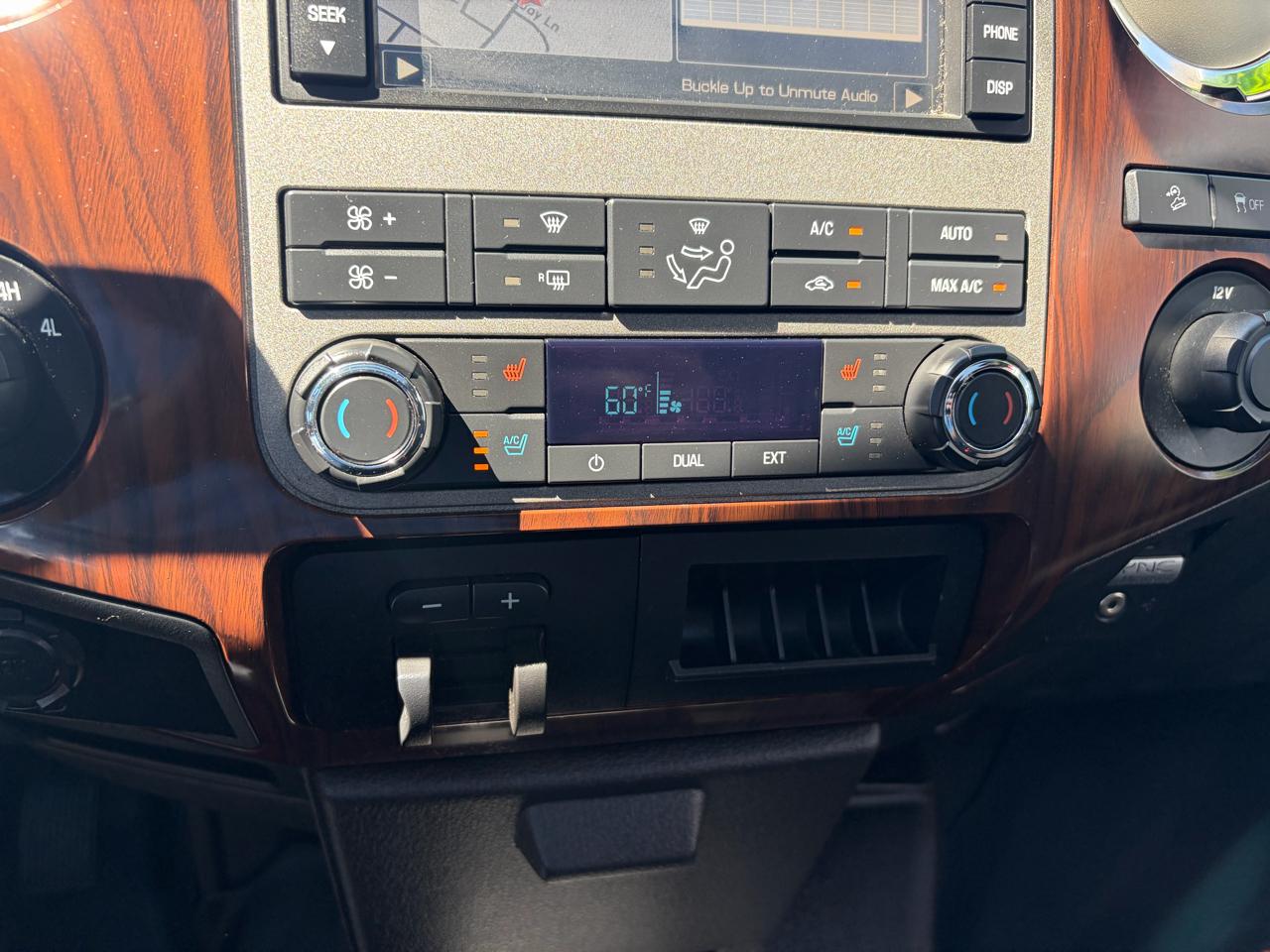Ford Super Duty F-250 SRW  2012