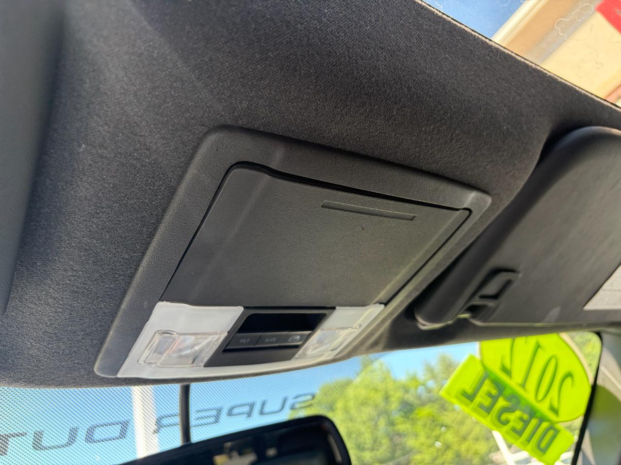 Ford Super Duty F-250 SRW  2012