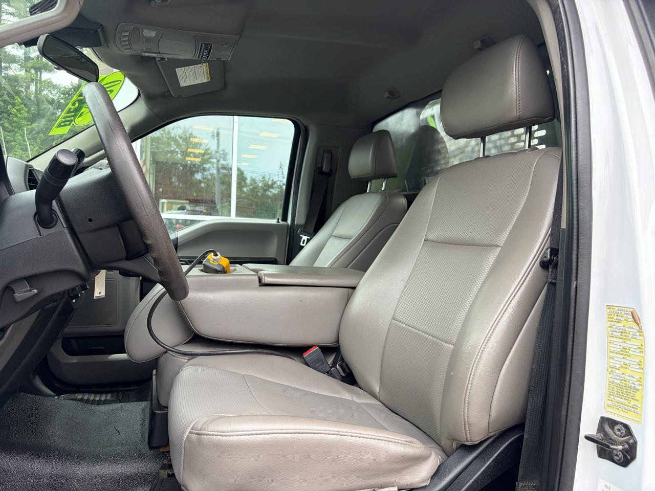 Ford Super Duty F-550 DRW  2020