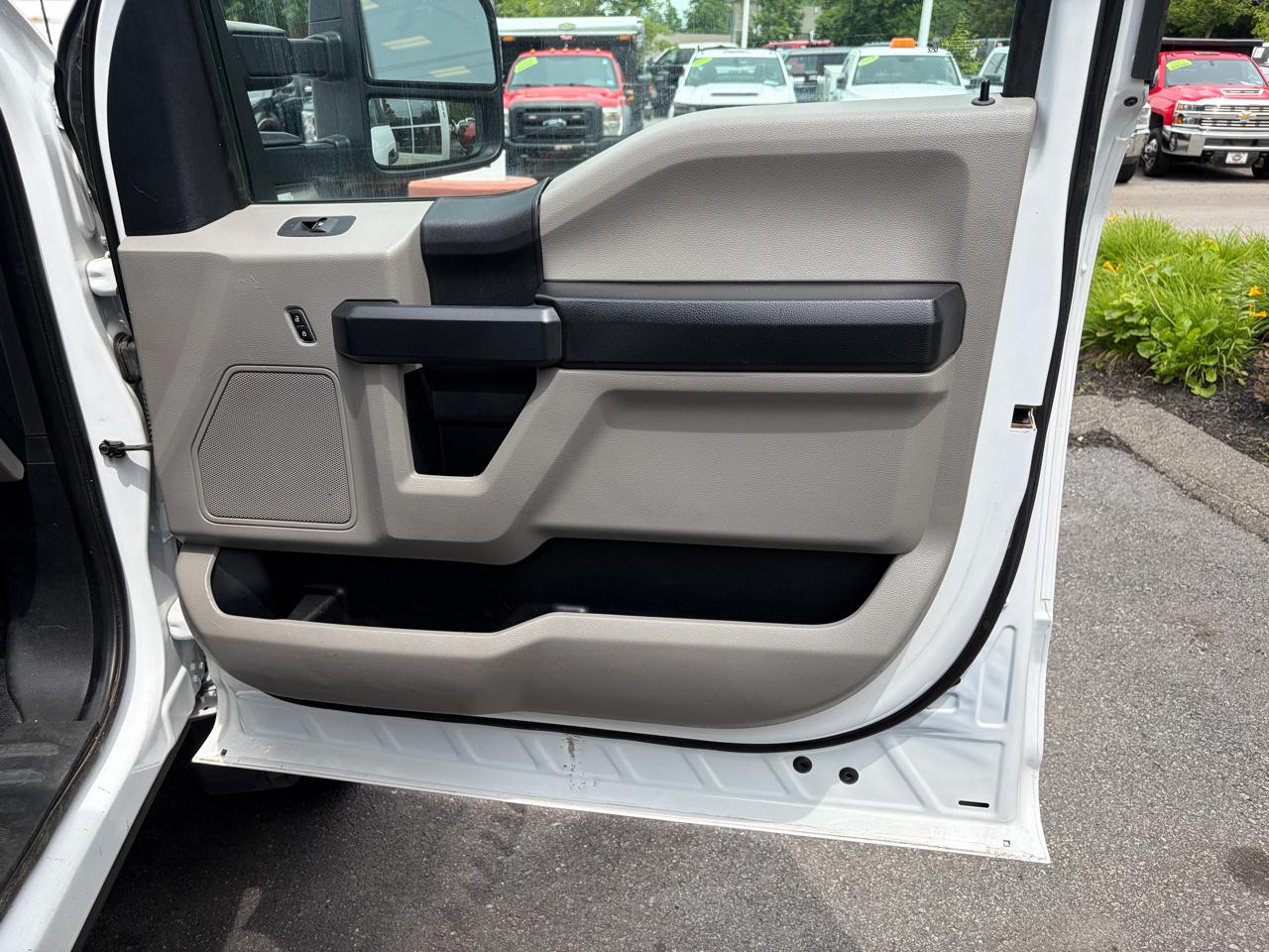 Ford Super Duty F-550 DRW  2020
