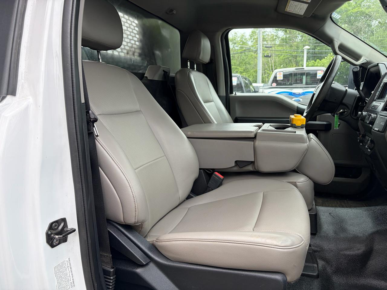 Ford Super Duty F-550 DRW  2020
