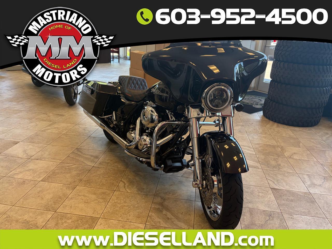 Harley-Davidson Street Glide  2011