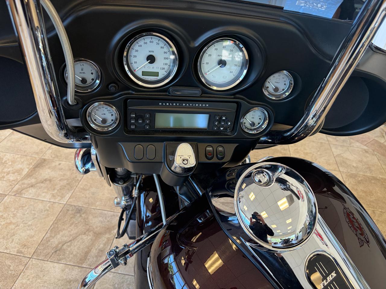 Harley-Davidson Street Glide  2011