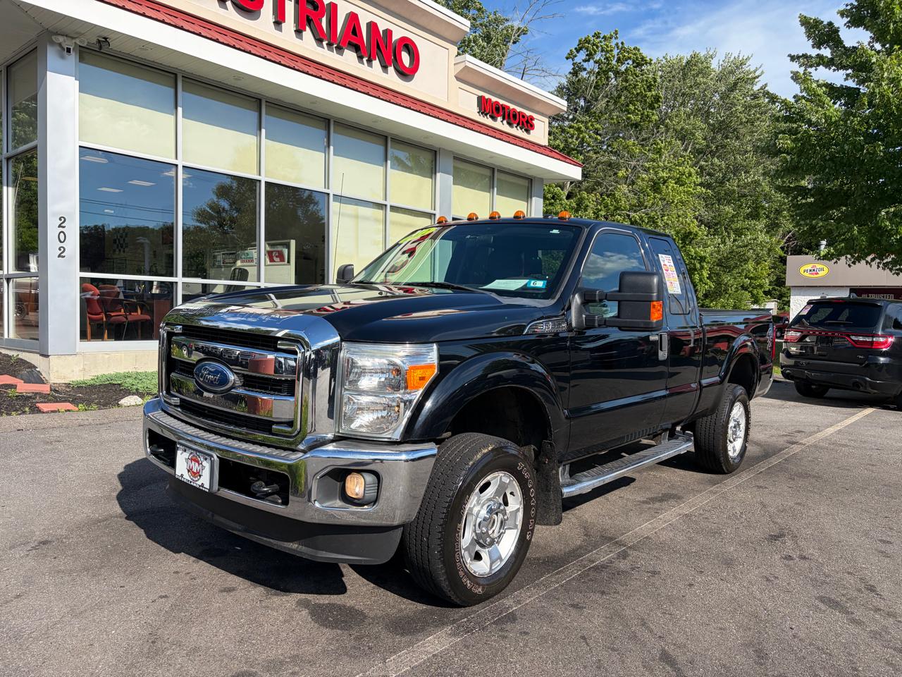Ford Super Duty F-350 SRW  2012