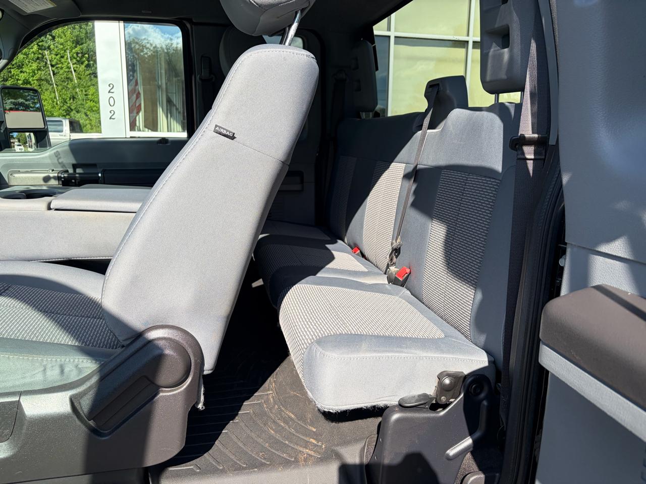 Ford Super Duty F-350 SRW  2012