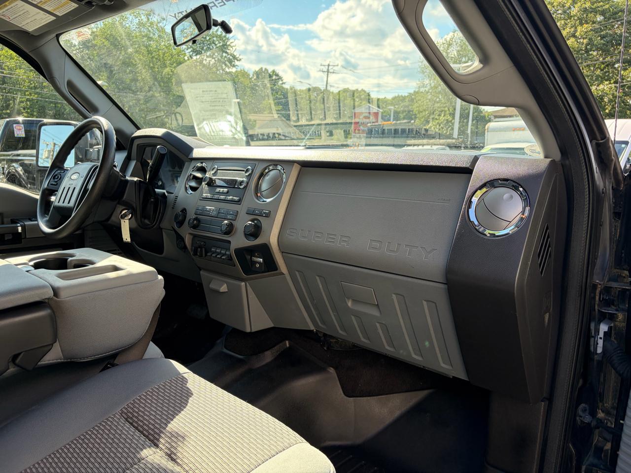 Ford Super Duty F-350 SRW  2012