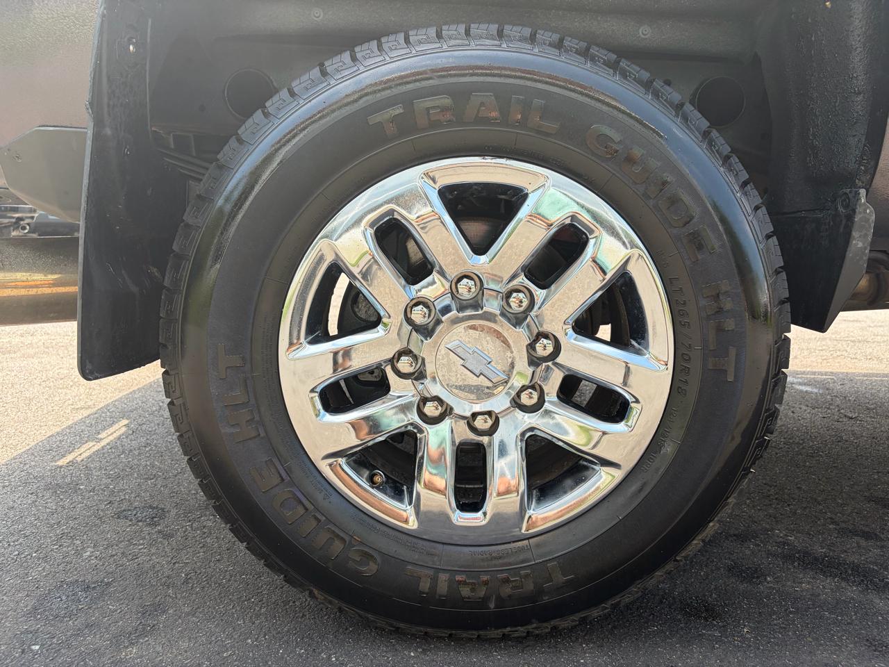 Chevrolet Silverado 2500HD Built After Aug 14  2015