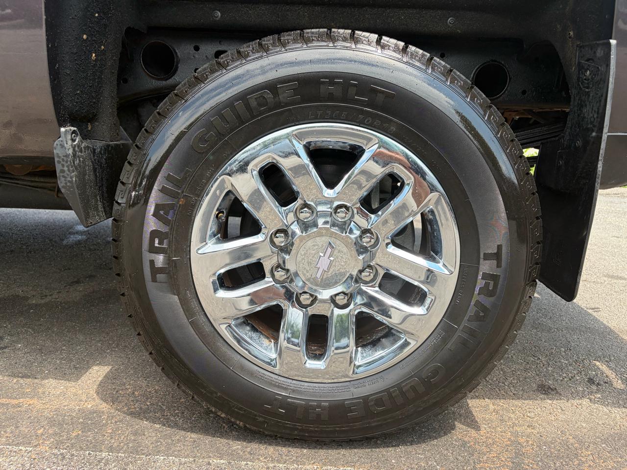 Chevrolet Silverado 2500HD Built After Aug 14  2015