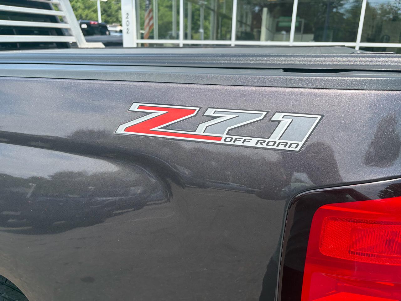 Chevrolet Silverado 2500HD Built After Aug 14  2015