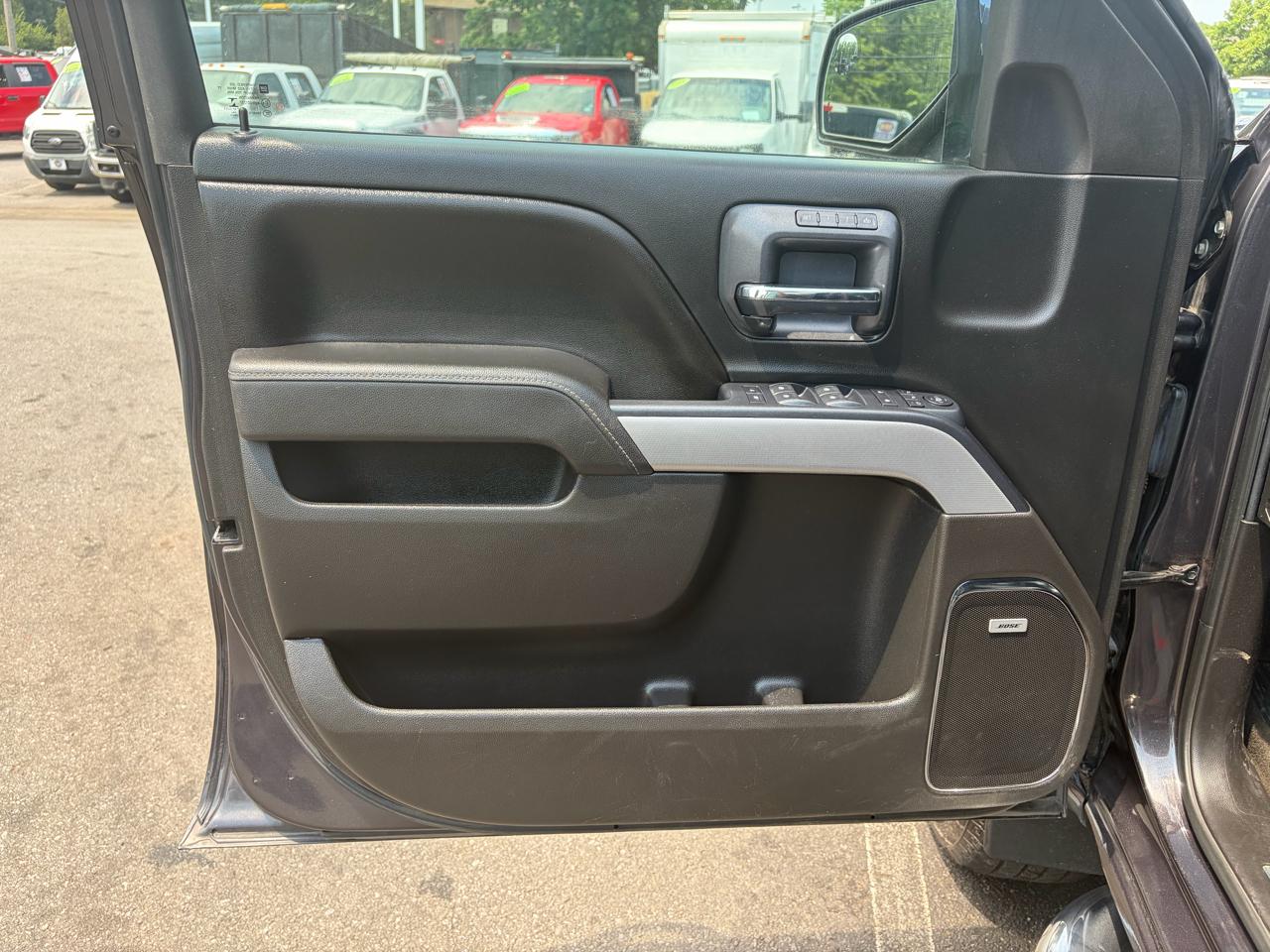 Chevrolet Silverado 2500HD Built After Aug 14  2015