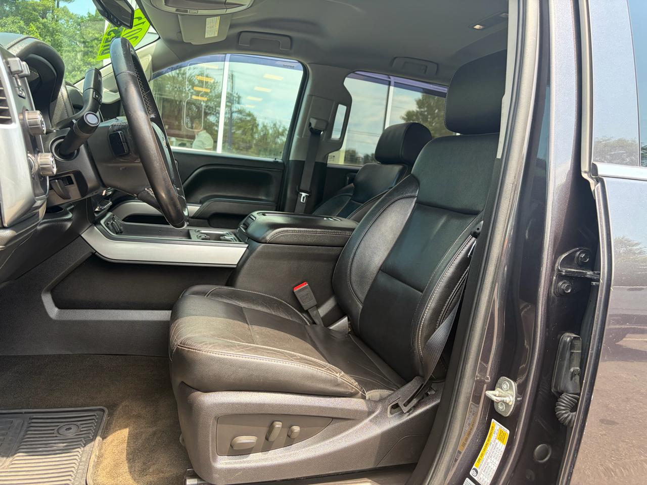 Chevrolet Silverado 2500HD Built After Aug 14  2015