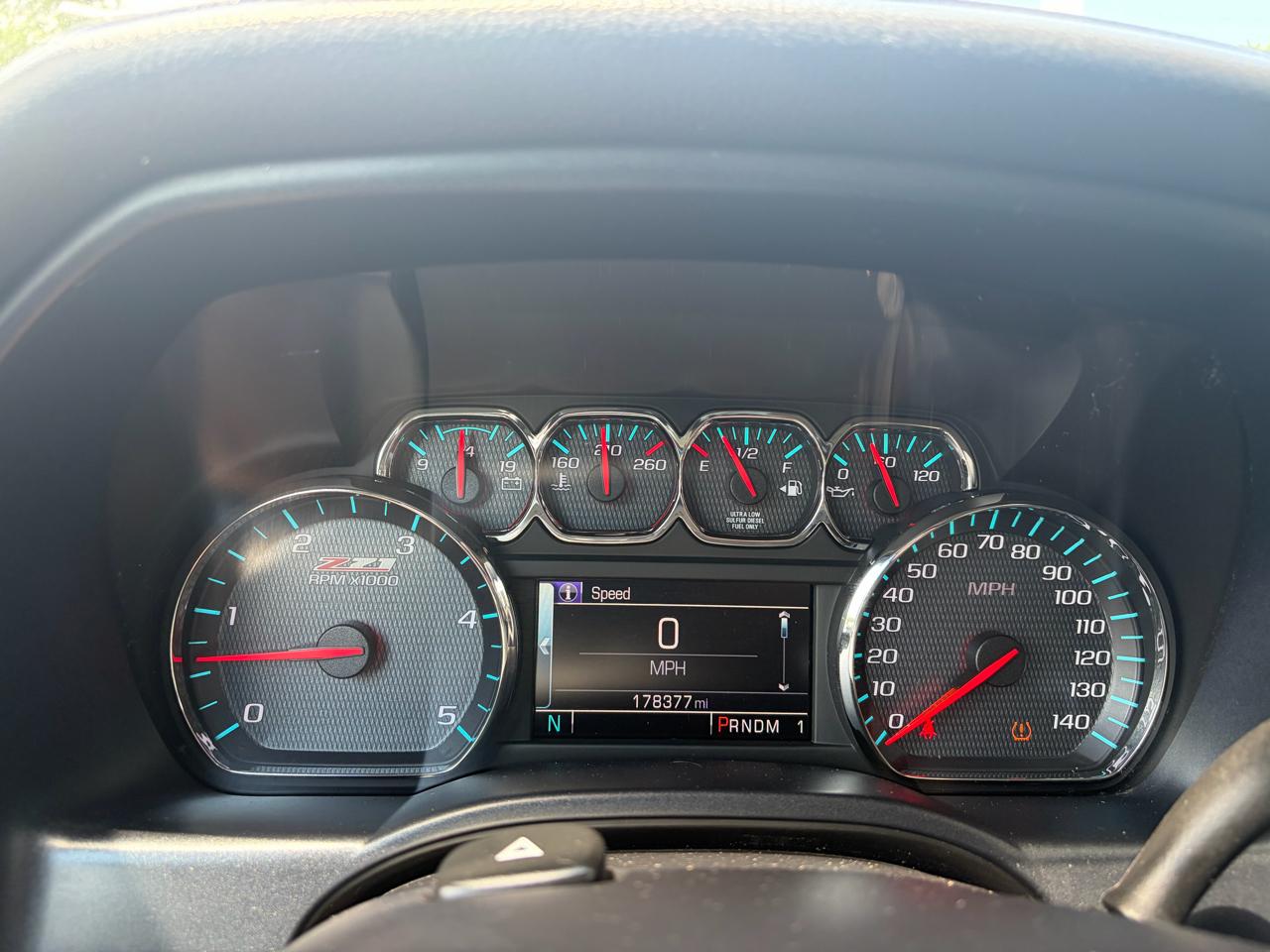 Chevrolet Silverado 2500HD Built After Aug 14  2015