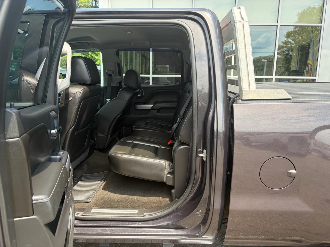 Chevrolet Silverado 2500HD Built After Aug 14  2015