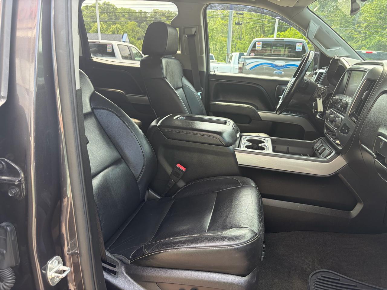 Chevrolet Silverado 2500HD Built After Aug 14  2015