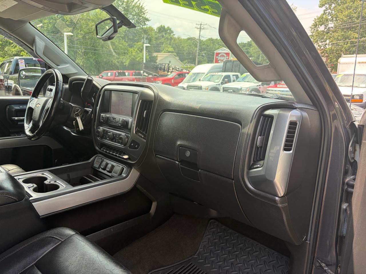 Chevrolet Silverado 2500HD Built After Aug 14  2015